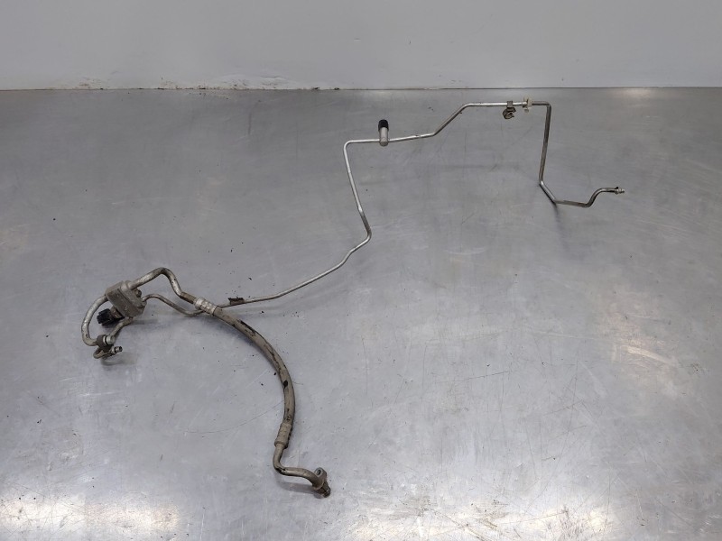 Recambio de tubos aire acondicionado para nissan navara pick-up (np300) 4x4 referencia OEM IAM 924404KJ0D  