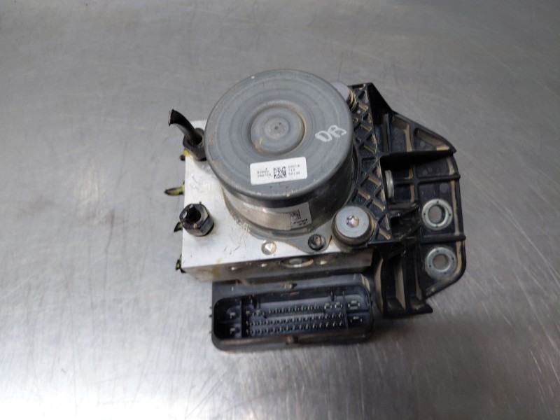 Recambio de abs para hyundai tucson hybrid referencia OEM IAM 58910N7030  
