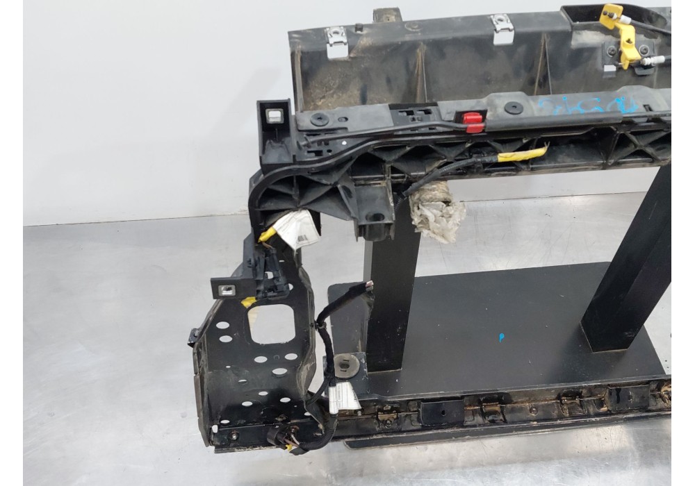 Recambio de panel frontal para jeep renegade suv (bu, b1, bv) 2.0 crd 4x4 referencia OEM IAM 52100284  