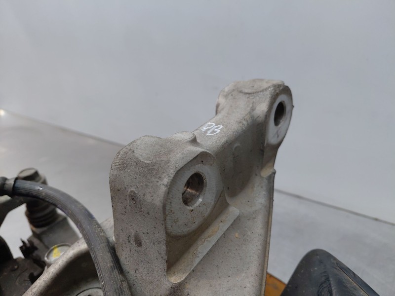 Recambio de mangueta delantera derecha para hyundai tucson hybrid referencia OEM IAM 51711N7000 51706N7100 