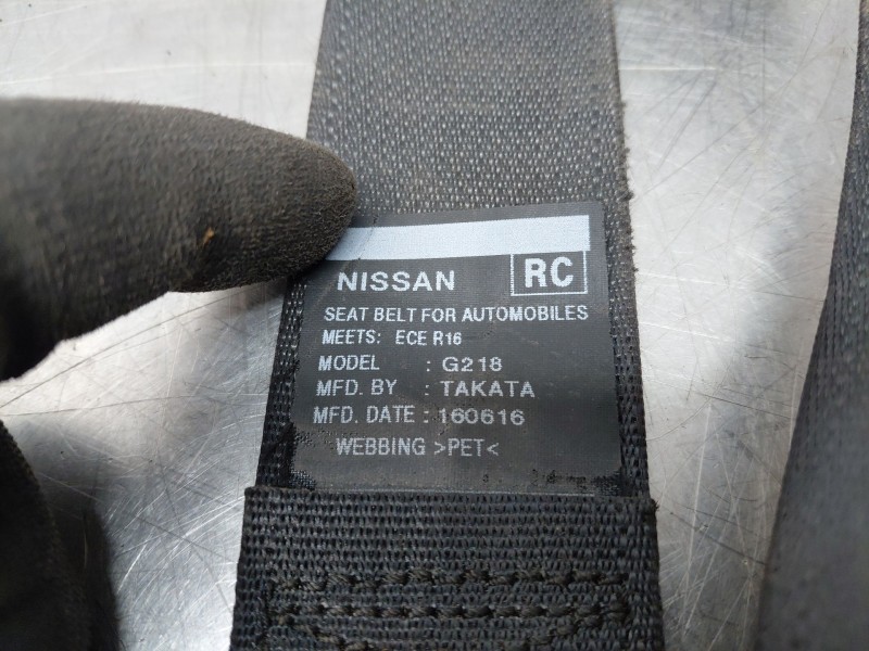 Recambio de cinturon seguridad trasero central para nissan navara pick-up (np300) 4x4 referencia OEM IAM 888544KJ0A  