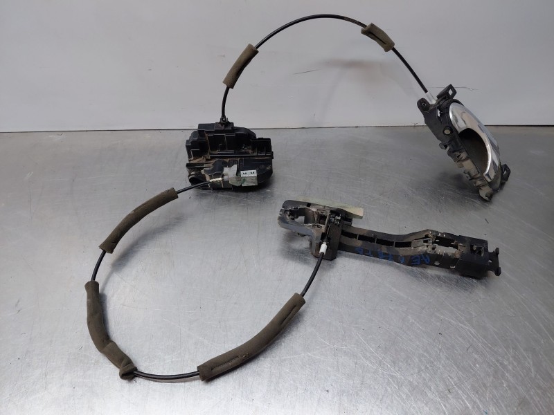 Recambio de cerradura puerta trasera derecha para nissan navara pick-up (np300) 4x4 referencia OEM IAM 825004JK0A  