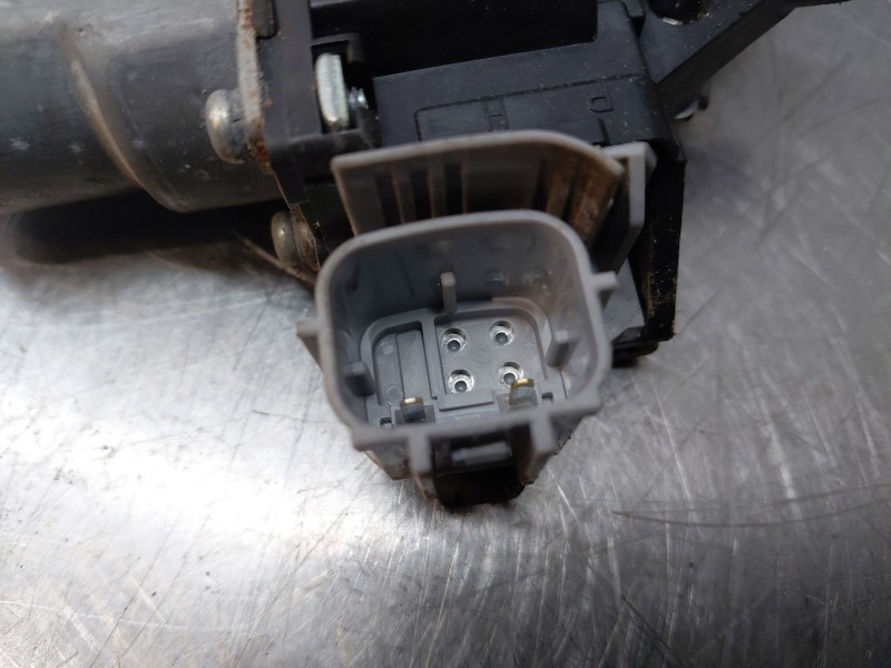 Recambio de elevalunas trasero derecho para nissan navara pick-up (np300) 4x4 referencia OEM IAM 827303SB0B  