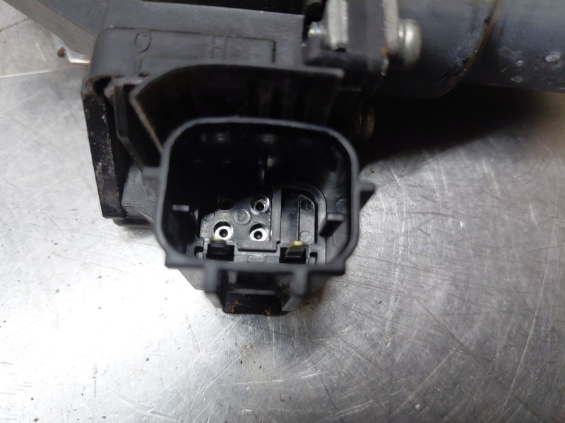 Recambio de elevalunas trasero izquierdo para nissan navara pick-up (np300) 4x4 referencia OEM IAM 827313SB0B  