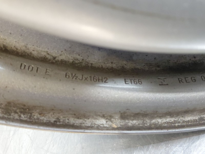 Recambio de llanta para renault master iii furgón referencia OEM IAM 403008904R  