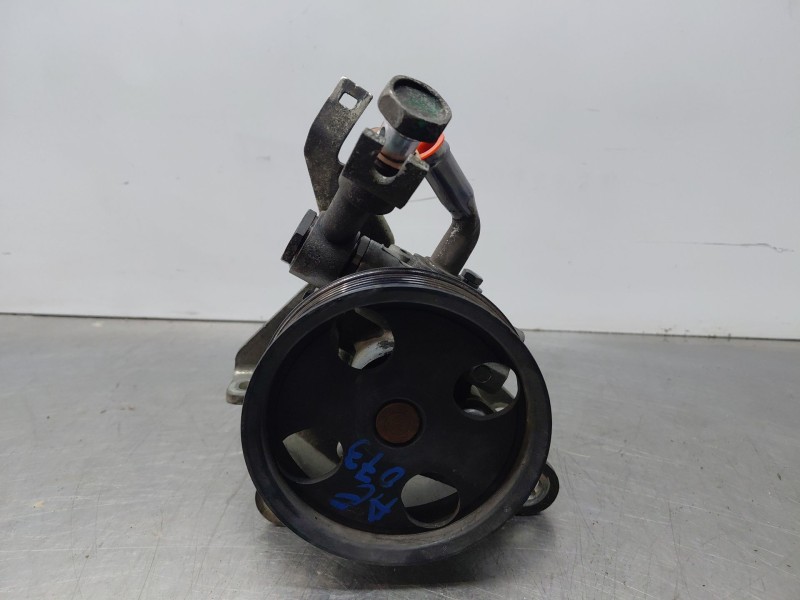 Recambio de bomba direccion para nissan navara pick-up (np300) 4x4 referencia OEM IAM 491104JA0B  