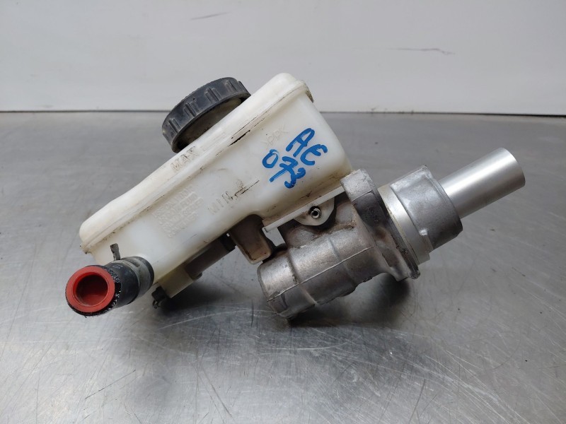 Recambio de bomba freno para nissan navara pick-up (np300) 4x4 referencia OEM IAM 460104KJ3B  