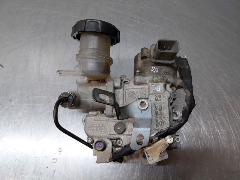 Recambio de bomba embrague para hyundai tucson hybrid referencia OEM IAM 4147032800  