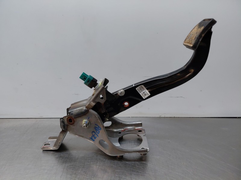 Recambio de pedal freno para hyundai tucson hybrid referencia OEM IAM 32800N7100  
