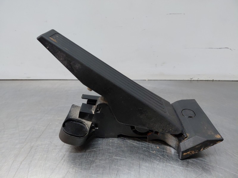 Recambio de pedal acelerador para hyundai tucson hybrid referencia OEM IAM 32700N7100  