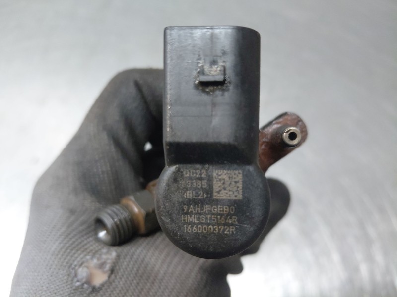 Recambio de inyector para nissan nv 400 l3h2 referencia OEM IAM 1660000Q2K 166000372R 