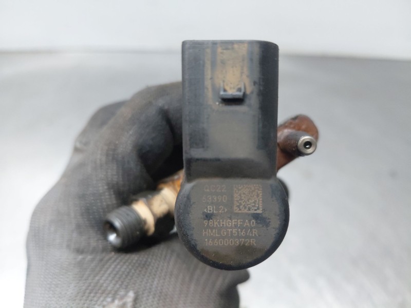 Recambio de inyector para nissan nv 400 l3h2 referencia OEM IAM 1660000Q2K 166000372R 