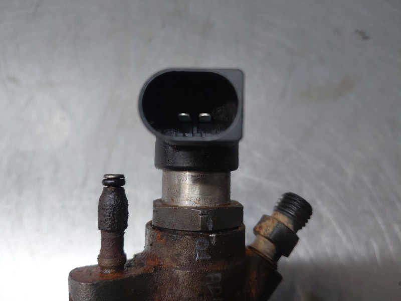 Recambio de inyector para nissan nv 400 l3h2 referencia OEM IAM 1660000Q2K 166000372R 