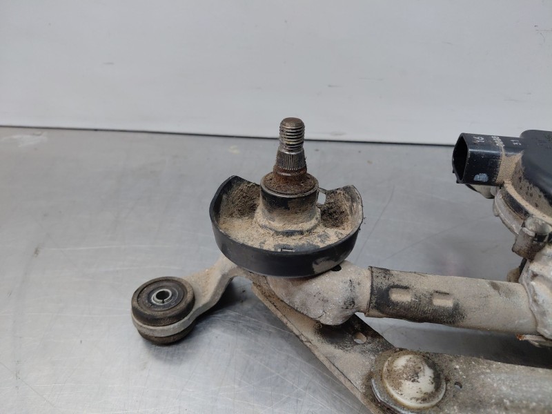 Recambio de motor limpia delantero para nissan navara pick-up (np300) 4x4 referencia OEM IAM 288004KJ0C  