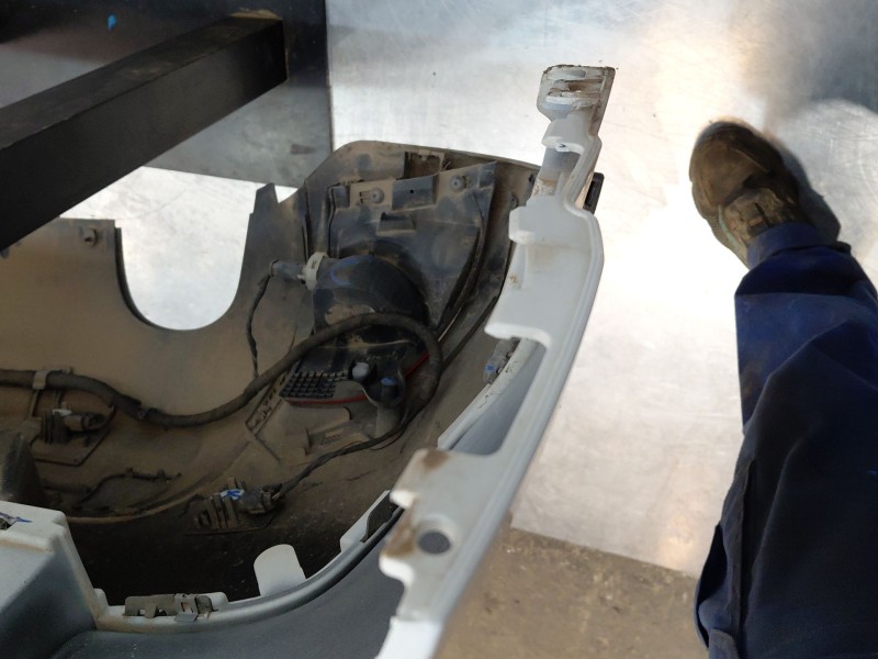 Recambio de paragolpes trasero para citroën c3 aircross puretech referencia OEM IAM 1632539780  