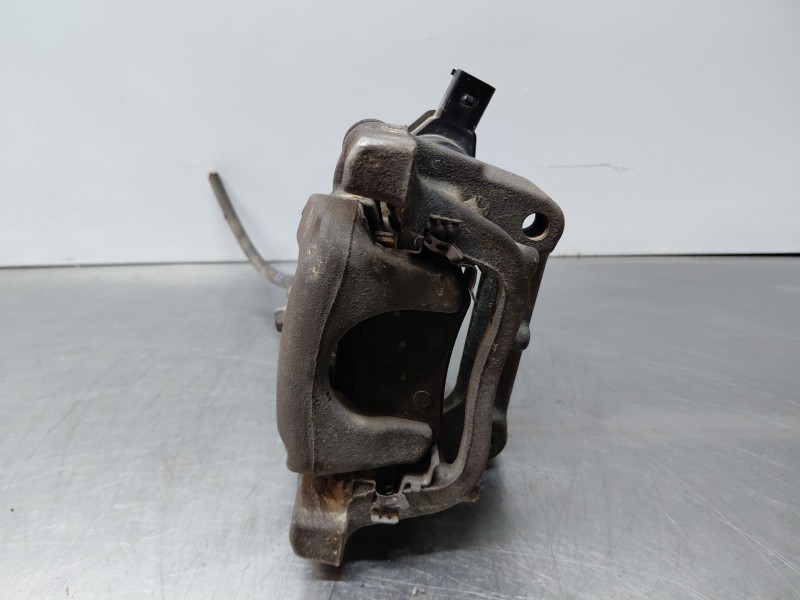 Recambio de pinza freno trasera derecha para hyundai tucson hybrid referencia OEM IAM 58230N7600  