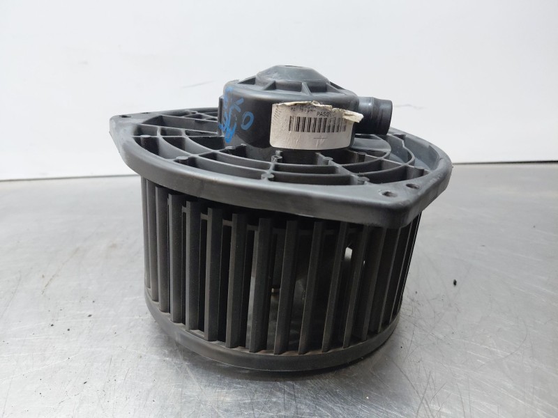 Recambio de motor calefaccion para nissan navara pick-up (np300) 4x4 referencia OEM IAM 272204KD0A  