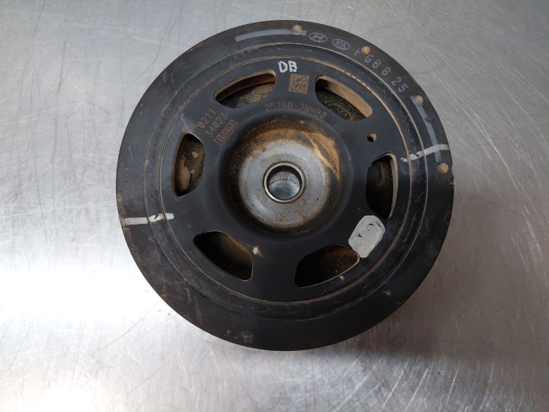 Recambio de polea cigueñal para hyundai tucson hybrid referencia OEM IAM 252902MHB0  