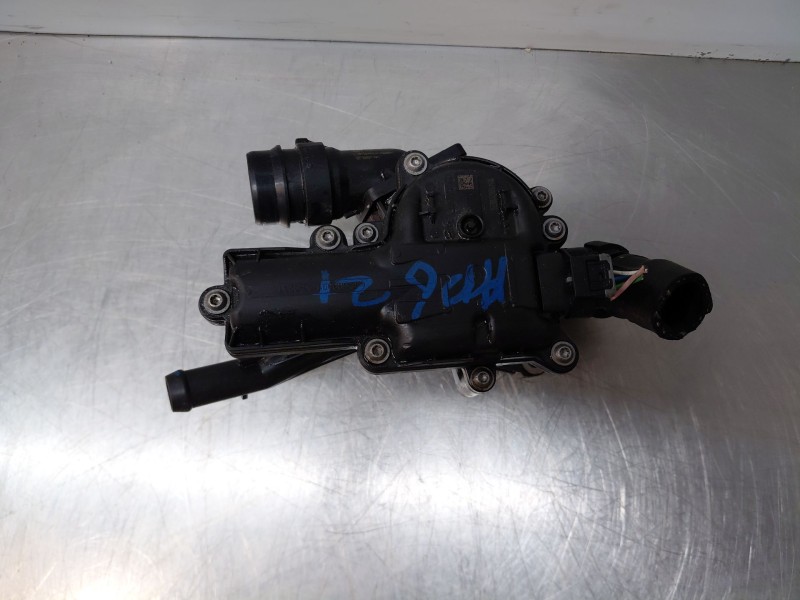 Recambio de termostato para hyundai tucson hybrid referencia OEM IAM 256002M810  