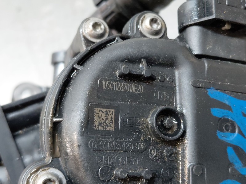 Recambio de termostato para hyundai tucson hybrid referencia OEM IAM 256002M810  