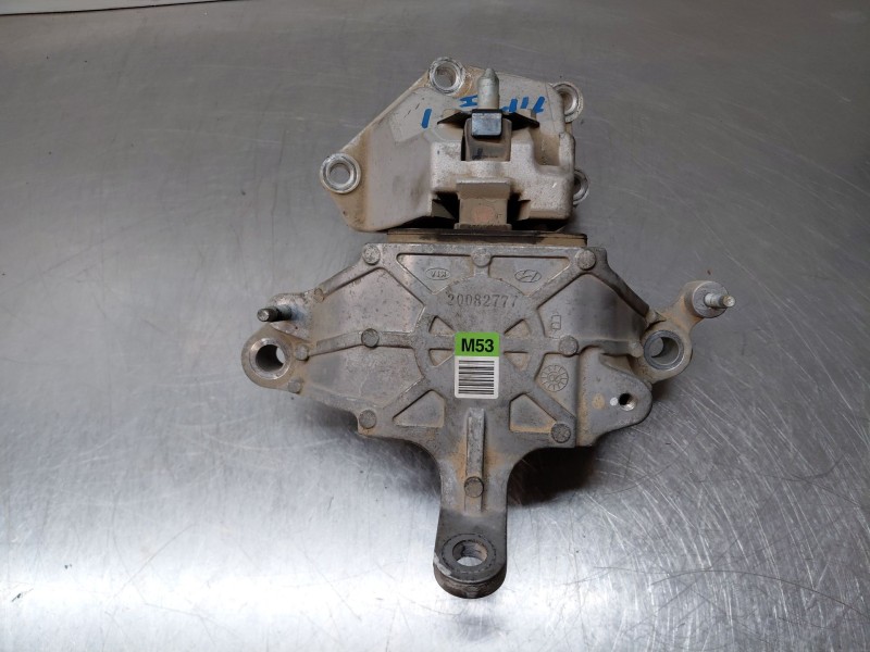 Recambio de soporte motor izquierdo para hyundai tucson hybrid referencia OEM IAM 21830N9530  