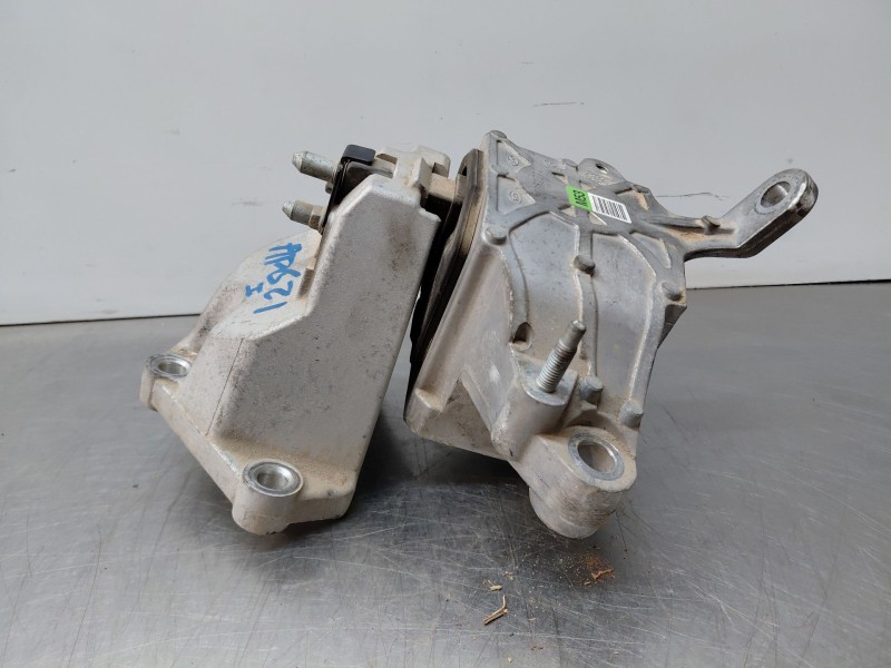 Recambio de soporte motor izquierdo para hyundai tucson hybrid referencia OEM IAM 21830N9530  