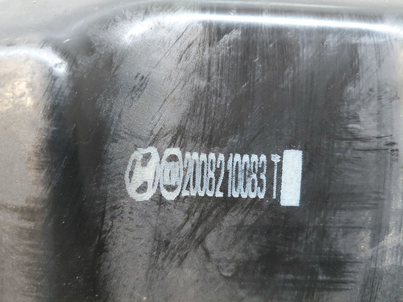 Recambio de carter para hyundai tucson hybrid referencia OEM IAM 215102M800  