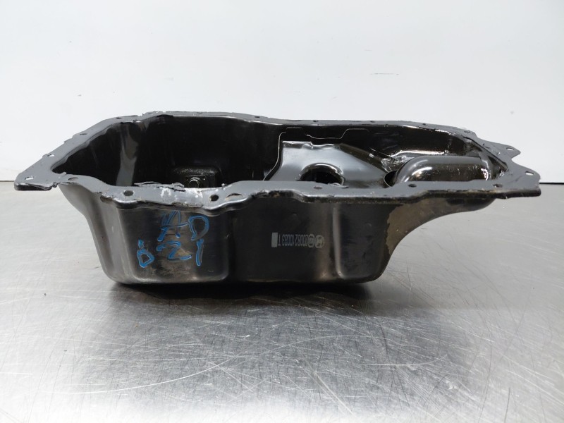 Recambio de carter para hyundai tucson hybrid referencia OEM IAM 215102M800  