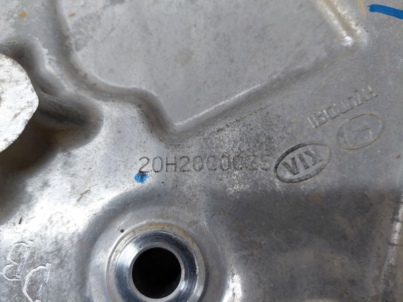 Recambio de tapa distribucion para hyundai tucson hybrid referencia OEM IAM 213502M830  
