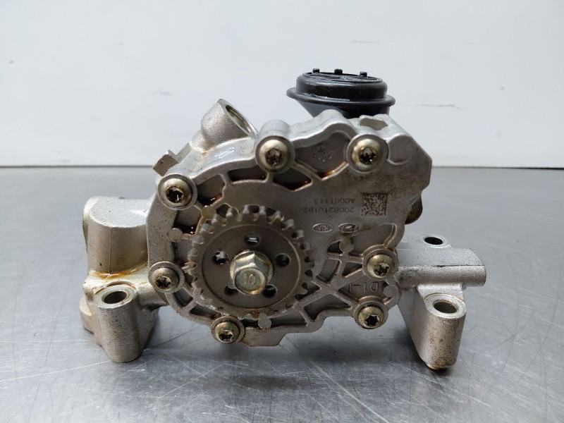 Recambio de bomba aceite para hyundai tucson hybrid referencia OEM IAM 213102M800  