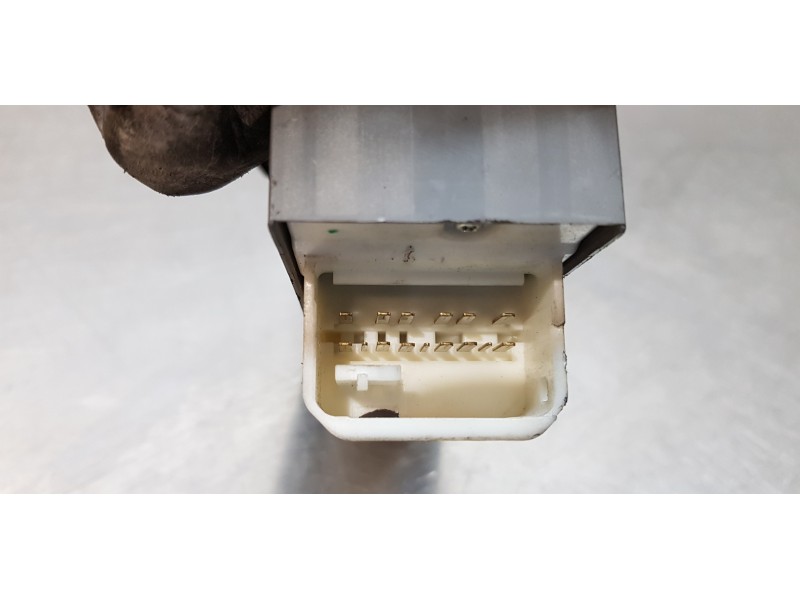 Recambio de mando elevalunas delantero izquierdo para toyota rav 4 (a3) sol referencia OEM IAM 7423242070  