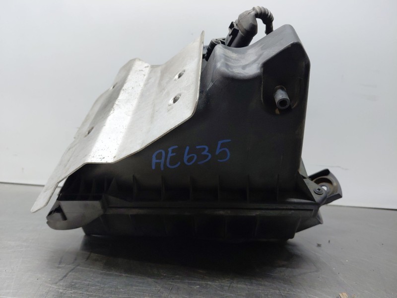 Recambio de filtro aire para audi a4 b7 avant (8ed) 2.0 tdi 16v referencia OEM IAM 03G133837  