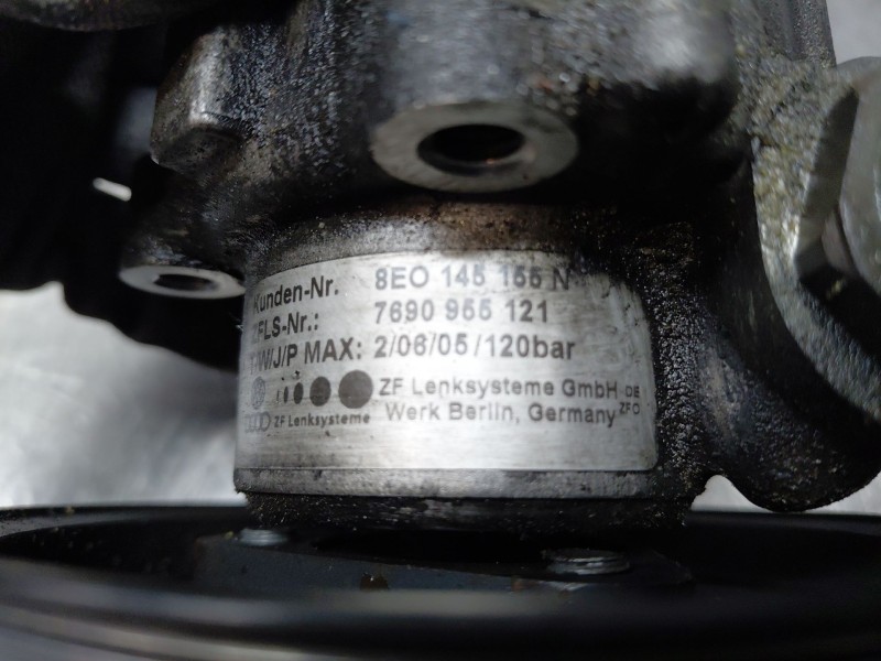 Recambio de bomba direccion para audi a4 b7 avant (8ed) 2.0 tdi 16v referencia OEM IAM 8E0145155N  