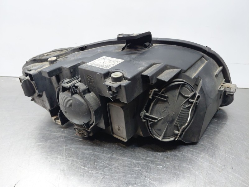 Recambio de faro izquierdo para audi a4 b7 avant (8ed) 2.0 tdi 16v referencia OEM IAM 8E0941003AJ  
