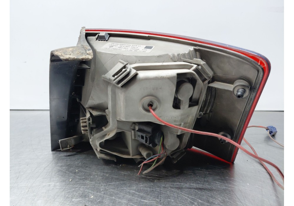 Recambio de piloto trasero izquierdo para audi a4 b7 avant (8ed) 2.0 tdi 16v referencia OEM IAM 8E9945095E  
