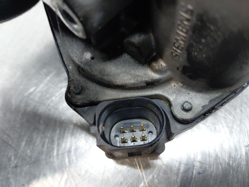 Recambio de valvula egr para audi a4 b7 avant (8ed) 2.0 tdi 16v referencia OEM IAM 03G131501B  