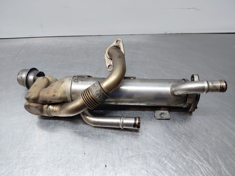 Recambio de enfriador egr para audi a4 b7 avant (8ed) 2.0 tdi 16v referencia OEM IAM 03G131512AL  