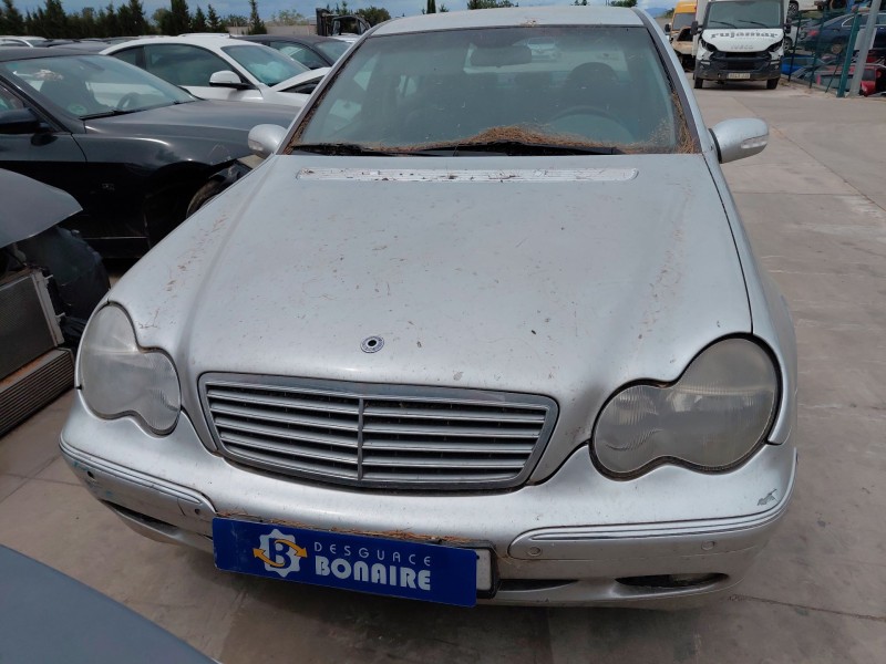 mercedes-benz clase c (w203) del año 2001