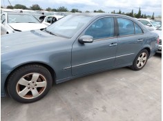 mercedes-benz clase e (w211) del año 2002 2