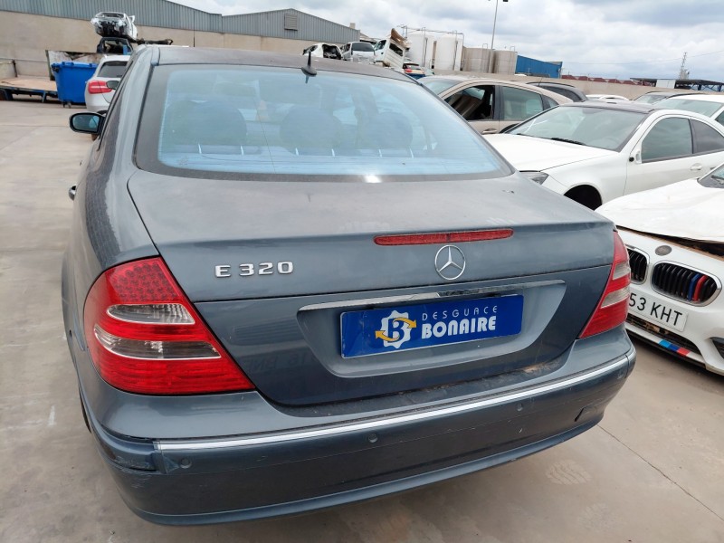 mercedes-benz clase e (w211) del año 2002