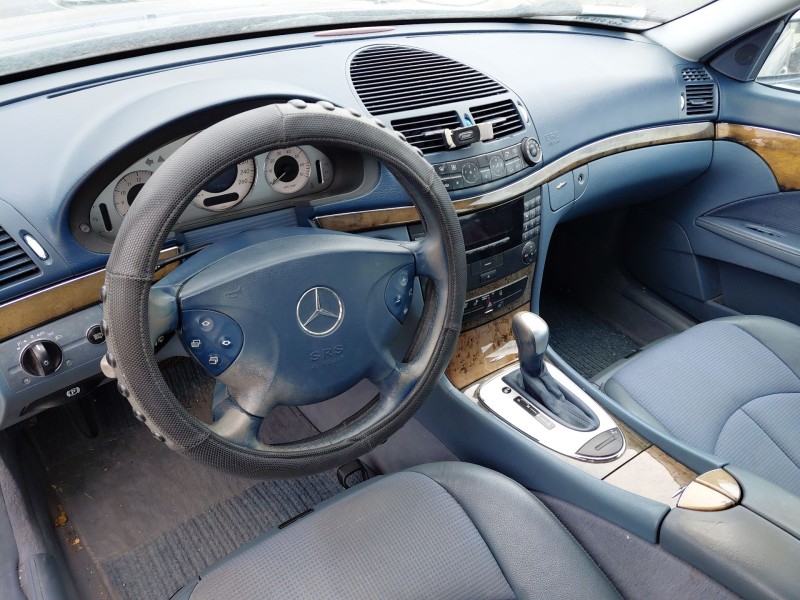 mercedes-benz clase e (w211) del año 2002