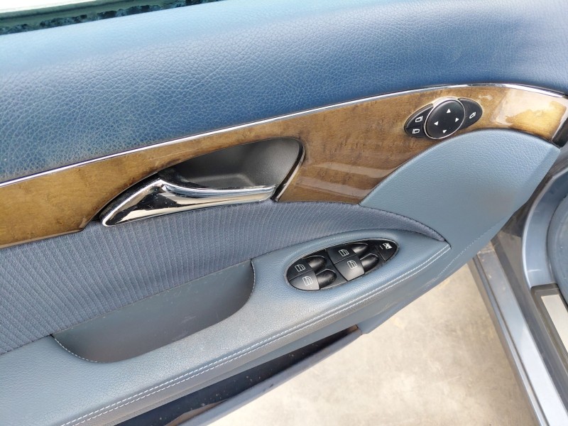 mercedes-benz clase e (w211) del año 2002
