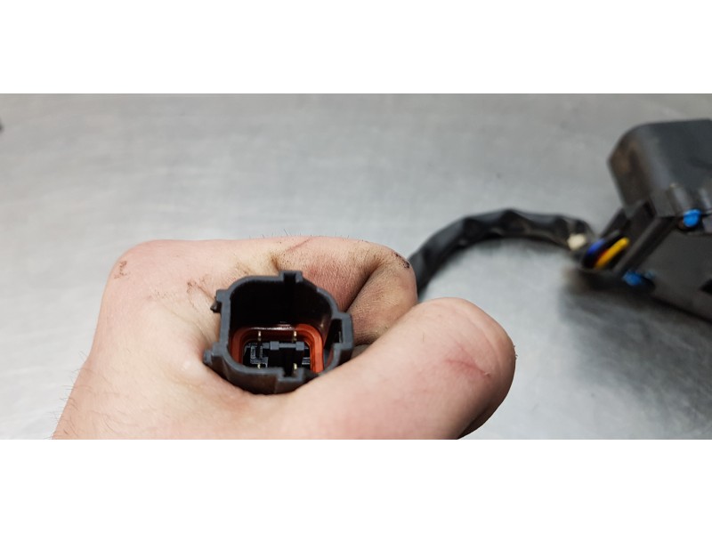 Recambio de cerradura puerta delantera izquierda para kia carnival ii 2.9 crdi lx referencia OEM IAM 0K53B59310   Recambio de cerradura puerta delantera izquierda para kia carnival ii 2.9 crdi lx referencia OEM IAM 0K53B59310