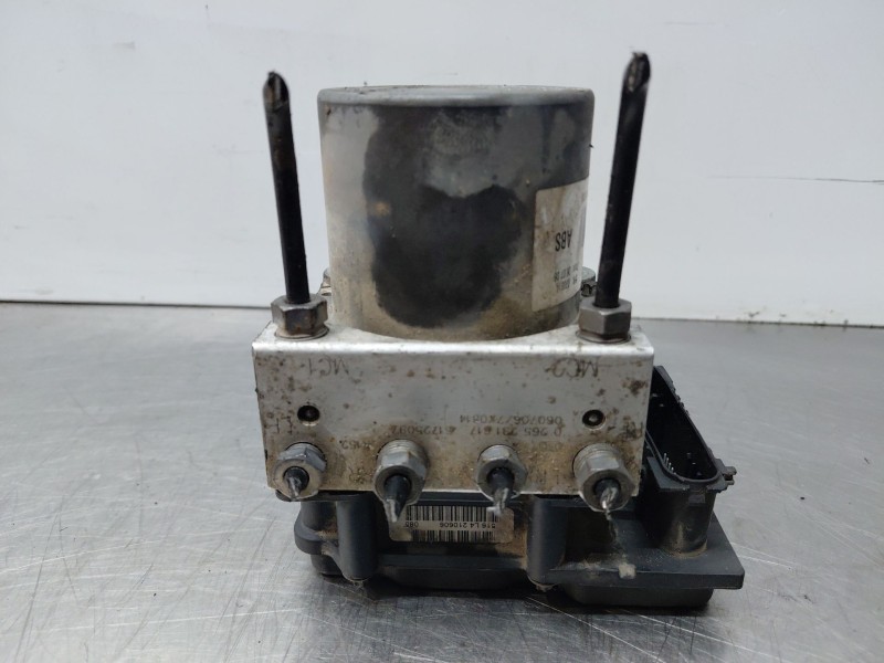 Recambio de abs para fiat ducato 250 multijet referencia OEM IAM 71736988 00517250970 
