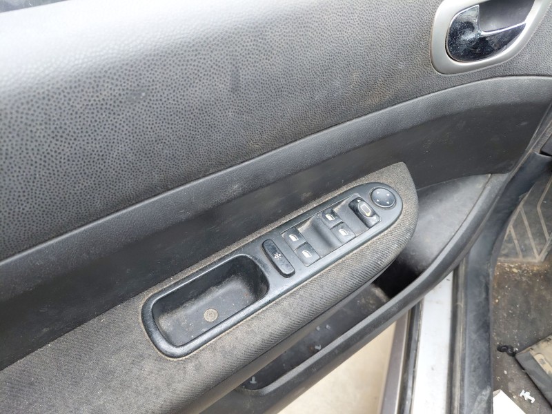 peugeot 307 (3a/c) del año 2002