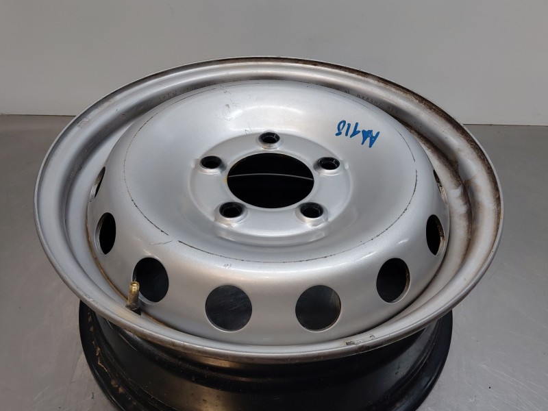 Recambio de llanta para renault master iii furgón referencia OEM IAM 403008904R  