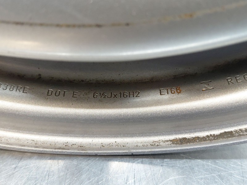 Recambio de llanta para renault master iii furgón referencia OEM IAM 403008904R  