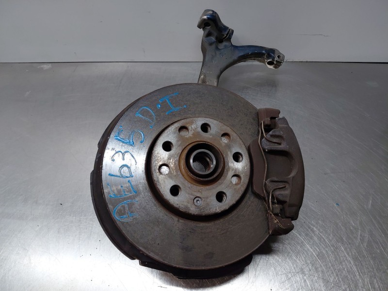 Recambio de mangueta delantera izquierda para audi a4 b7 avant (8ed) 2.0 tdi 16v referencia OEM IAM 8E0407253E  
