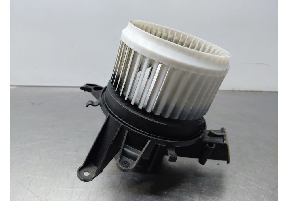 Recambio de motor calefaccion para jeep renegade suv (bu, b1, bv) 2.0 crd 4x4 referencia OEM IAM   
