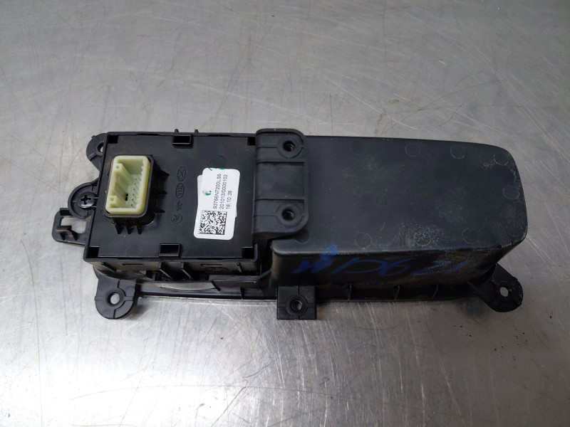 Recambio de freno de mano electrico para hyundai tucson hybrid referencia OEM IAM 93766N7200LM5 93766N7200L 